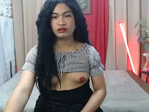 Snapshot of miss_laila_ chatting on 10-11-25, 09:52 miss laila online show from 10-11-25, 09:52