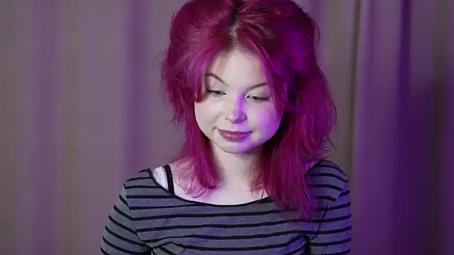 Stella Vanila online show from 10-18-25, 01:30