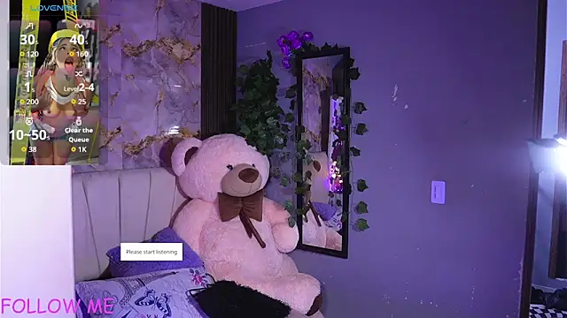 Snapshot of hannachris- chatting on 04-19-26, 02:11 hannachris- online show from 04-19-26, 02:11
