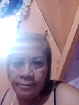Snapshot of vickyhot1966 chatting on 06-25-26, 09:41 vickyhot1966 online show from 06-25-26, 09:41