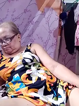 Snapshot of vickyhot1966 chatting on 06-28-26, 05:13 vickyhot1966 online show from 06-28-26, 05:13