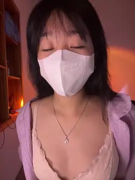 Snapshot of chuppy03 chatting on 10-17-25, 03:14 chuppy03 online show from 10-17-25, 03:14