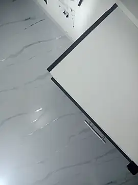 Snapshot of delaylacruz chatting on 11-22-25, 01:37 delaylacruz online show from 11-22-25, 01:37