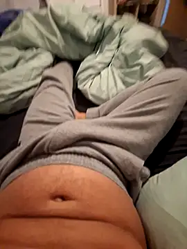 Snapshot of Yoaannn chatting on 09-17-25, 03:46 Yoaannn online show from 09-17-25, 03:46