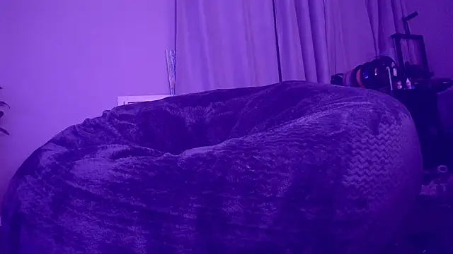 LeeCox online show from 02-11-25, 02:24