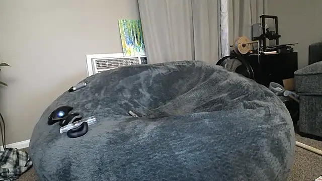 LeeCox online show from 02-17-25, 07:37