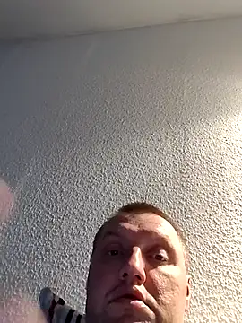 Brutalle88 online show from 10-18-25, 04:19