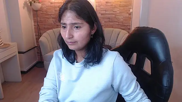 Snapshot of Gumball_b chatting on 09-26-25, 03:21 Gumball b online show from 09-26-25, 03:21