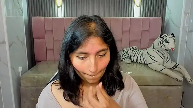 Snapshot of Gumball_b chatting on 10-29-25, 03:36 Gumball b online show from 10-29-25, 03:36