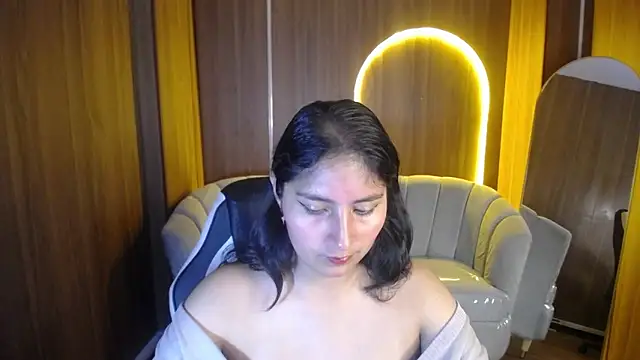 Snapshot of Gumball_b chatting on 10-30-25, 03:41 Gumball b online show from 10-30-25, 03:41