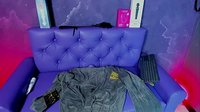 Snapshot of Lili_milk20 chatting on 10-16-25, 07:04 Lili milk20 online show from 10-16-25, 07:04