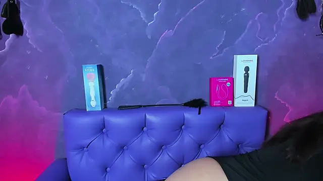 Snapshot of Lili_milk20 chatting on 10-27-25, 07:18 Lili milk20 online show from 10-27-25, 07:18