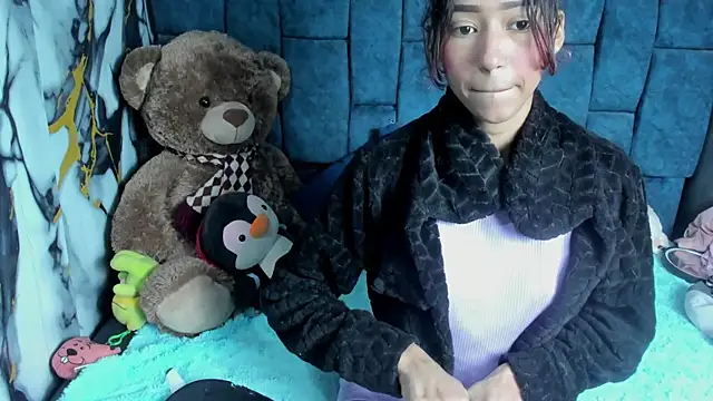Snapshot of ValentinaKlean chatting on 07-14-26, 02:27 ValentinaKlean online show from 07-14-26, 02:27