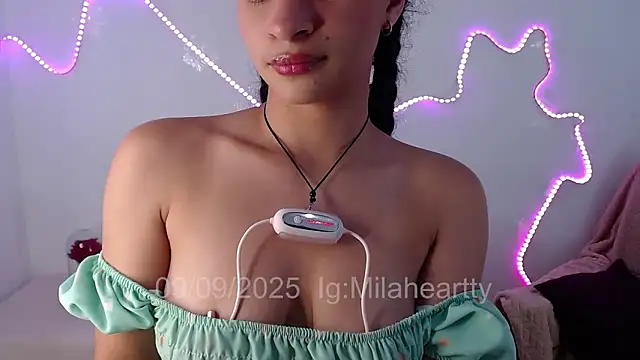 Snapshot of heartty_Milah chatting on 09-09-25, 09:25 heartty Milah online show from 09-09-25, 09:25