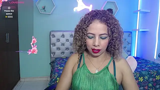 thalia mills19 online show from 10-11-25, 08:51