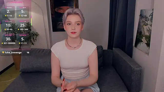 Snapshot of OdelynaAsp chatting on 10-12-25, 11:31 OdelynaAsp online show from 10-12-25, 11:31