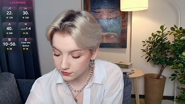 Snapshot of OdelynaAsp chatting on 11-26-25, 01:01 OdelynaAsp online show from 11-26-25, 01:01