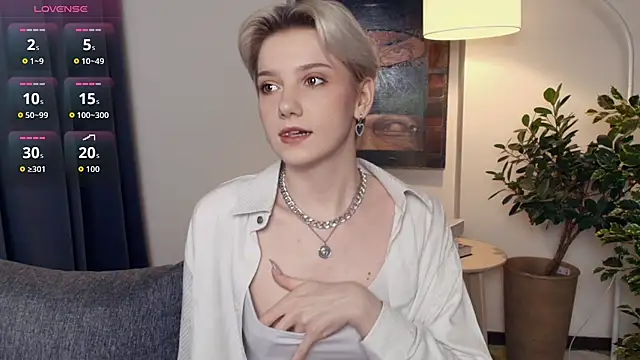 Snapshot of OdelynaAsp chatting on 11-30-25, 12:20 OdelynaAsp online show from 11-30-25, 12:20