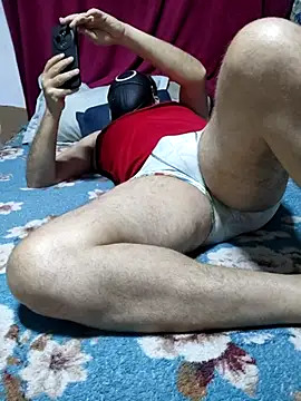 Snapshot of bad_wolf28 chatting on 10-09-25, 10:35 bad wolf28 online show from 10-09-25, 10:35