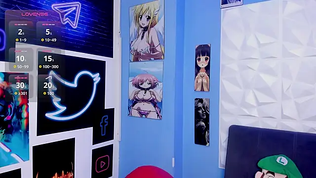 KhateAndersson online show from 11-13-25, 08:19