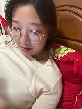 sisi-maiden online show from 02-17-26, 12:34