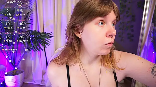 Snapshot of Sense_Of_Rosemary chatting on 09-24-25, 05:44 Sense Of Rosemary online show from 09-24-25, 05:44