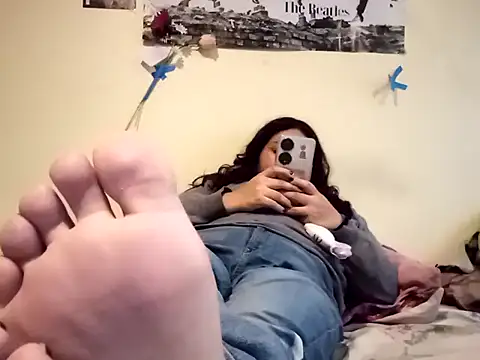 Snapshot of Kitty_WetXxX chatting on 09-12-25, 09:26 Kitty WetXxX online show from 09-12-25, 09:26