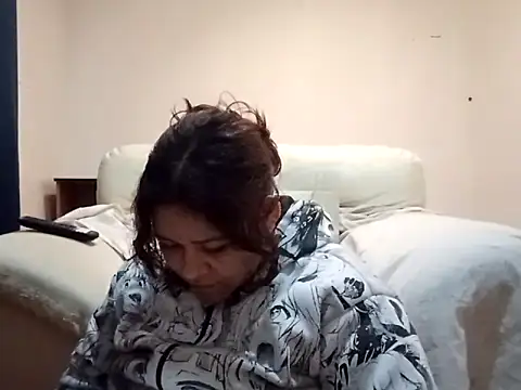 Snapshot of Kitty_WetXxX chatting on 02-01-26, 01:48 Kitty WetXxX online show from 02-01-26, 01:48