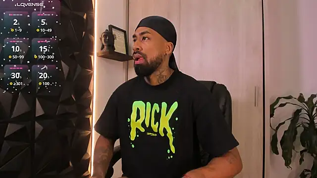 Snapshot of OstinDaniels chatting on 01-10-26, 11:09 OstinDaniels online show from 01-10-26, 11:09