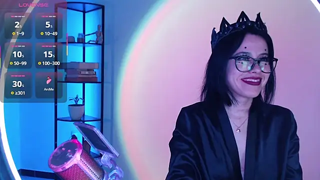 Snapshot of girldom chatting on 10-02-25, 04:08 girldom online show from 10-02-25, 04:08