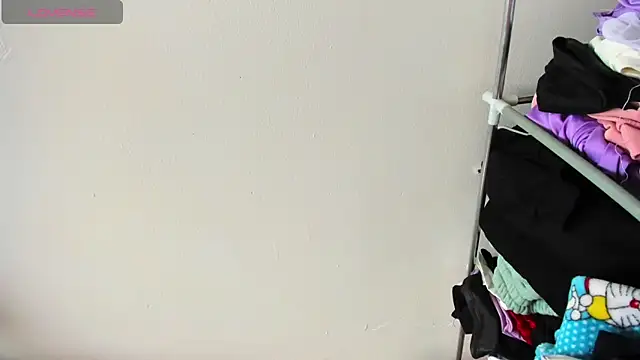 Britany montiel online show from 04-18-26, 07:29