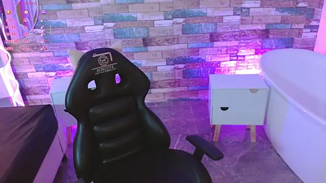 ZURY TAY online show from 09-10-25, 12:05