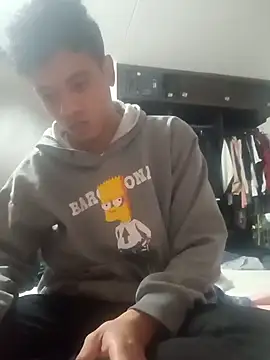 Snapshot of Raphael200012 chatting on 02-08-26, 12:36 Raphael200012 online show from 02-08-26, 12:36