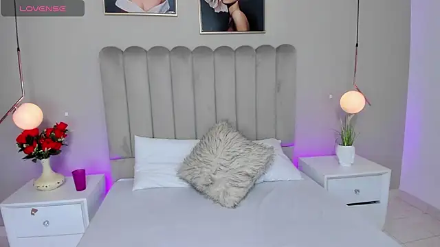 Dani rosse  online show from 04-15-26, 12:12