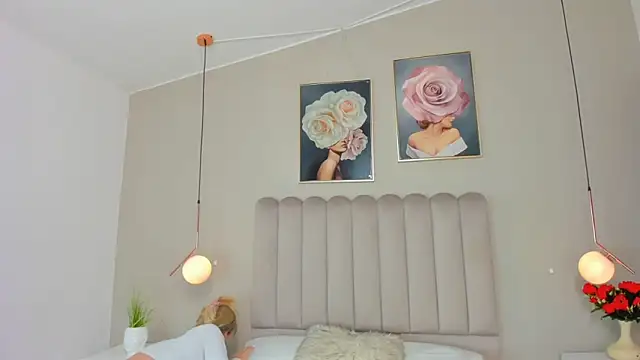 Snapshot of Dani_rosse_ chatting on 05-22-26, 12:44 Dani rosse online show from 05-22-26, 12:44