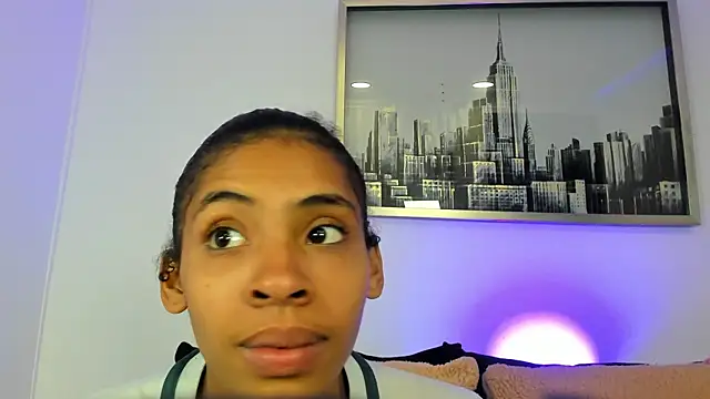 Snapshot of sarah_ashbourne chatting on 11-20-25, 12:38 sarah ashbourne online show from 11-20-25, 12:38