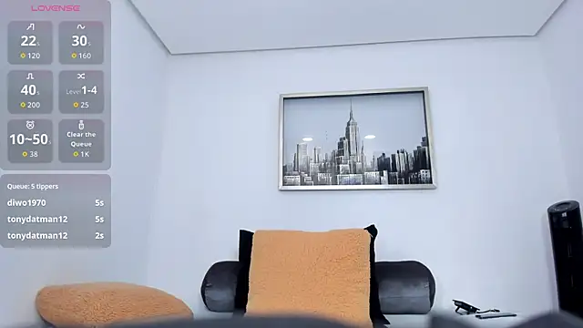 Snapshot of sarah_ashbourne chatting on 11-24-25, 01:55 sarah ashbourne online show from 11-24-25, 01:55