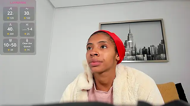 Snapshot of sarah_ashbourne chatting on 11-25-25, 01:33 sarah ashbourne online show from 11-25-25, 01:33