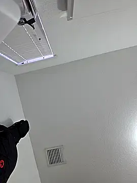 Snapshot of lucho8690 chatting on 10-01-25, 12:00 lucho8690 online show from 10-01-25, 12:00