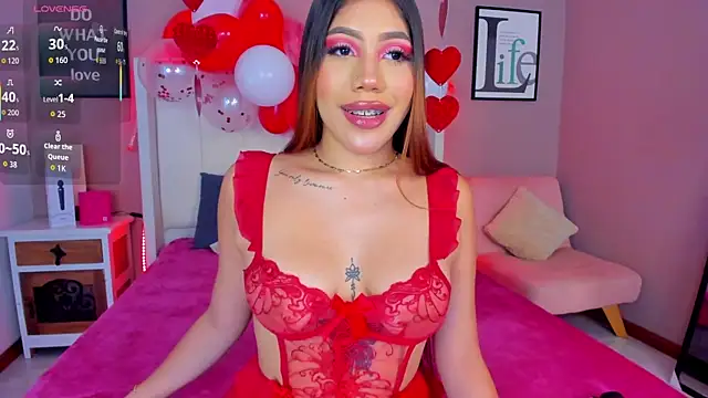 Snapshot of sarahyessica chatting on 02-14-26, 05:10 sarahyessica online show from 02-14-26, 05:10