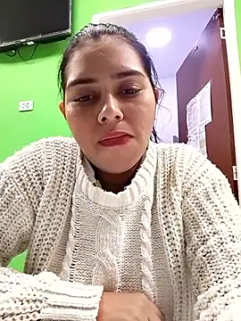 yesi-nursehot online show from 11-13-25, 02:54