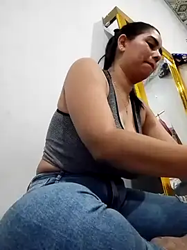 yesi-nursehot online show from 01-15-26, 02:27