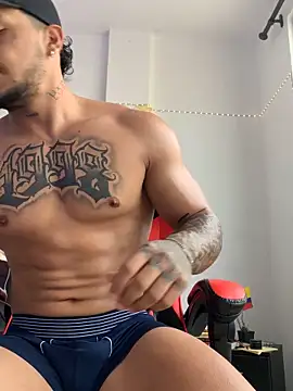 Snapshot of DeimonOficial chatting on 09-19-25, 09:26 DeimonOficial online show from 09-19-25, 09:26