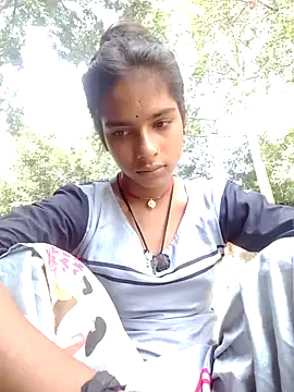 Snapshot of Gulika_Doshi chatting on 09-21-25, 04:58 Gulika Doshi online show from 09-21-25, 04:58