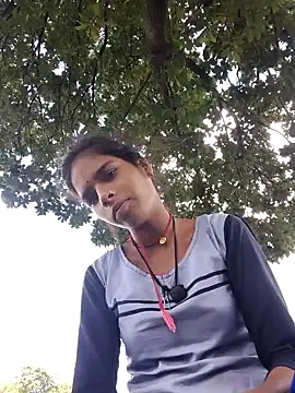 Snapshot of Gulika_Doshi chatting on 10-04-25, 06:55 Gulika Doshi online show from 10-04-25, 06:55