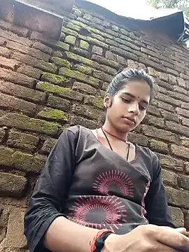 Snapshot of Gulika_Doshi chatting on 10-06-25, 06:44 Gulika Doshi online show from 10-06-25, 06:44