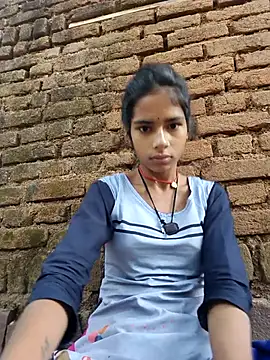 Snapshot of Gulika_Doshi chatting on 10-15-25, 02:01 Gulika Doshi online show from 10-15-25, 02:01