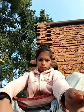 Snapshot of Gulika_Doshi chatting on 11-18-25, 02:17 Gulika Doshi online show from 11-18-25, 02:17