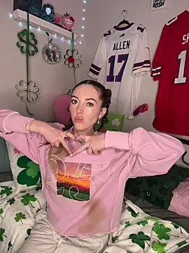 Snapshot of babygingerboo chatting on 03-15-26, 07:20 babygingerboo online show from 03-15-26, 07:20