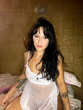 Snapshot of jepetitoiseau chatting on 10-02-25, 11:56 jepetitoiseau online show from 10-02-25, 11:56